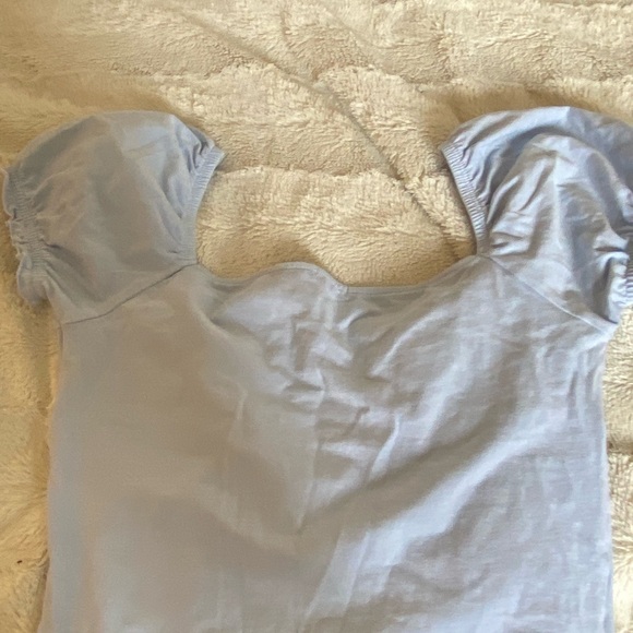 Blue puffy sleeve garage top - Picture 3 of 3